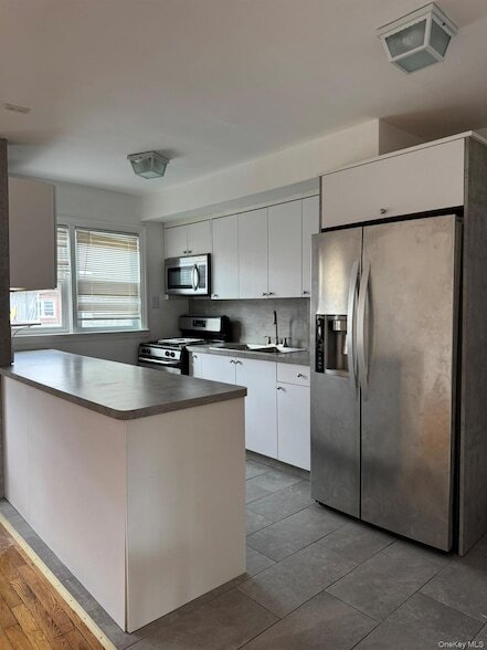 Building Photo - 150-13 78th Ave