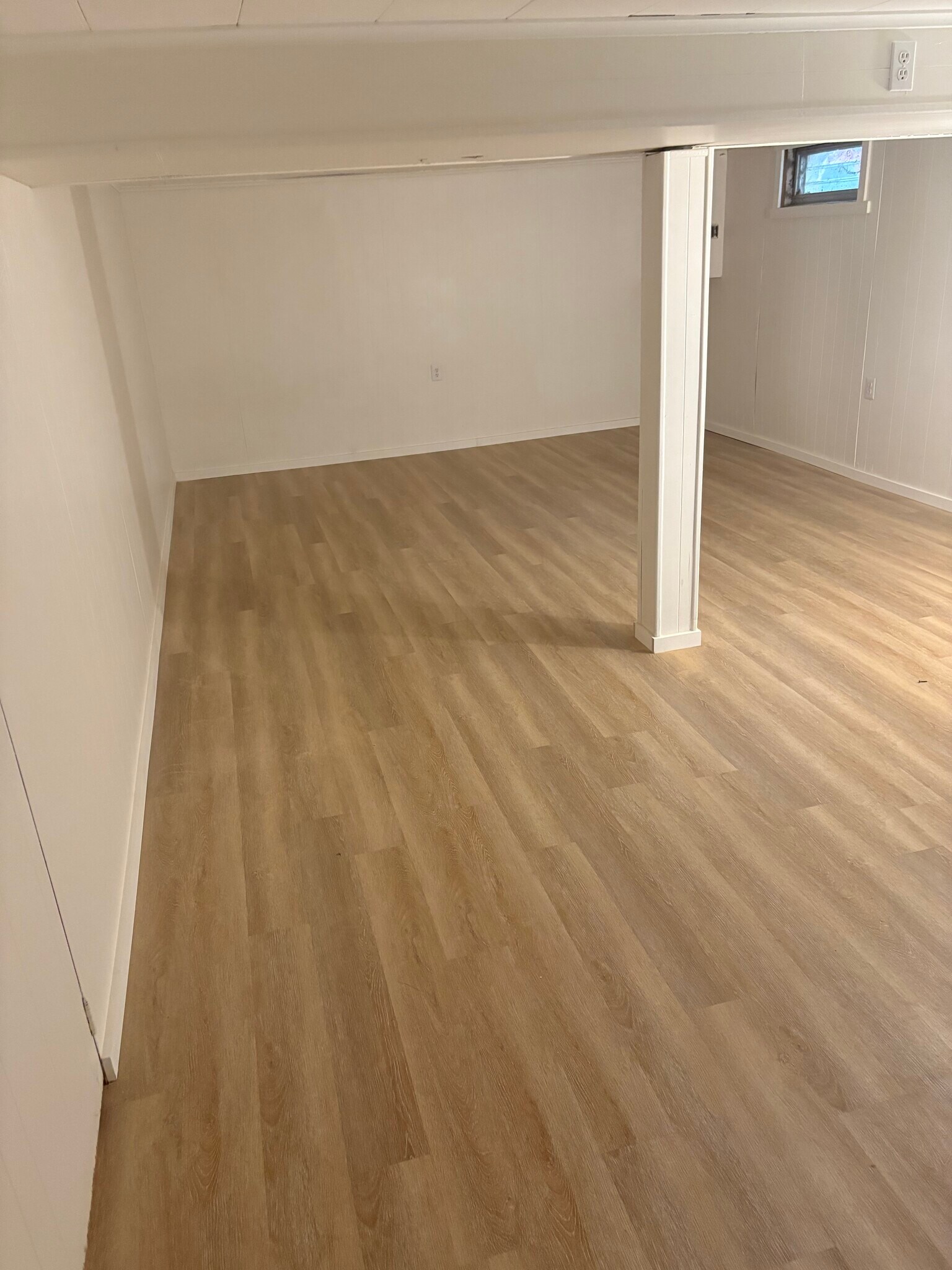 Building Photo - 644 Rosenthal Ave