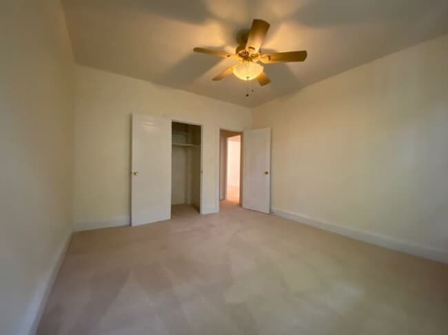 Building Photo - 2 BED 1 BATH Condo on the 1st Floor of The...