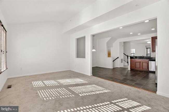 Building Photo - 6625 Latrobe Falls