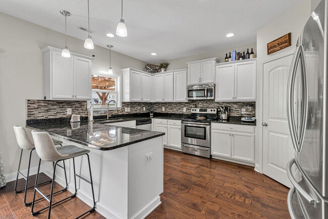 Building Photo - 301 Bear Run