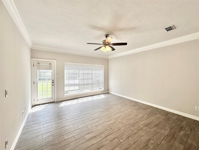 Building Photo - 20507 Chapel Glen Ct