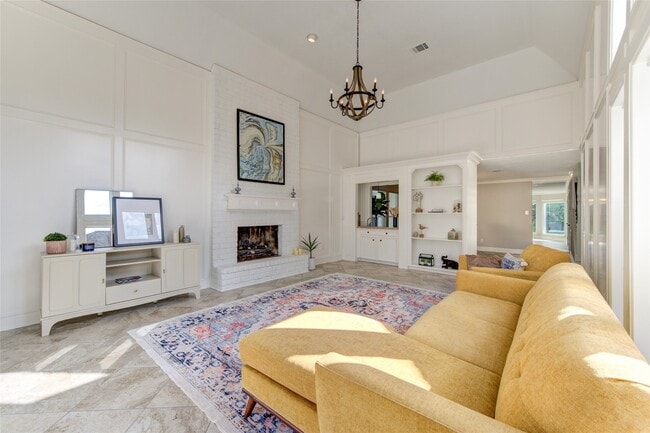 Building Photo - 1535 Hannington Dr