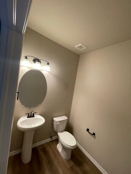Building Photo - 5524 Stetson Hills Blvd