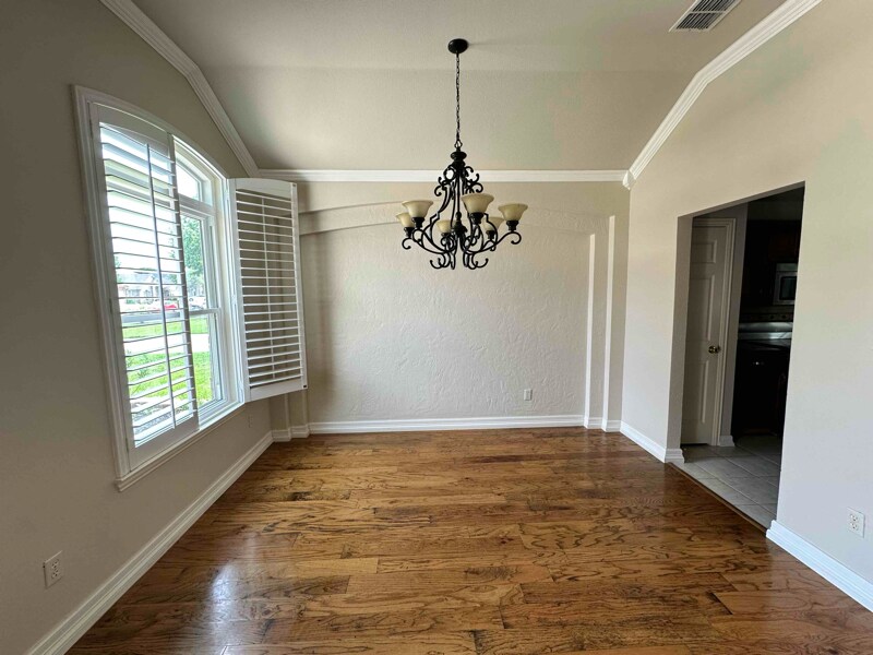Building Photo - 1630 Cedar Elm Dr