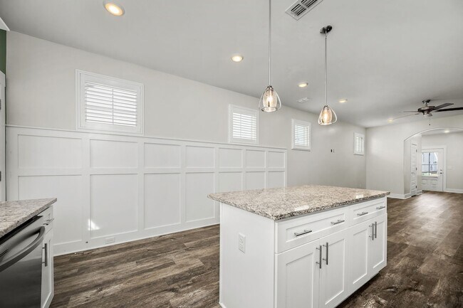 Building Photo - 2160 Welltown Ln