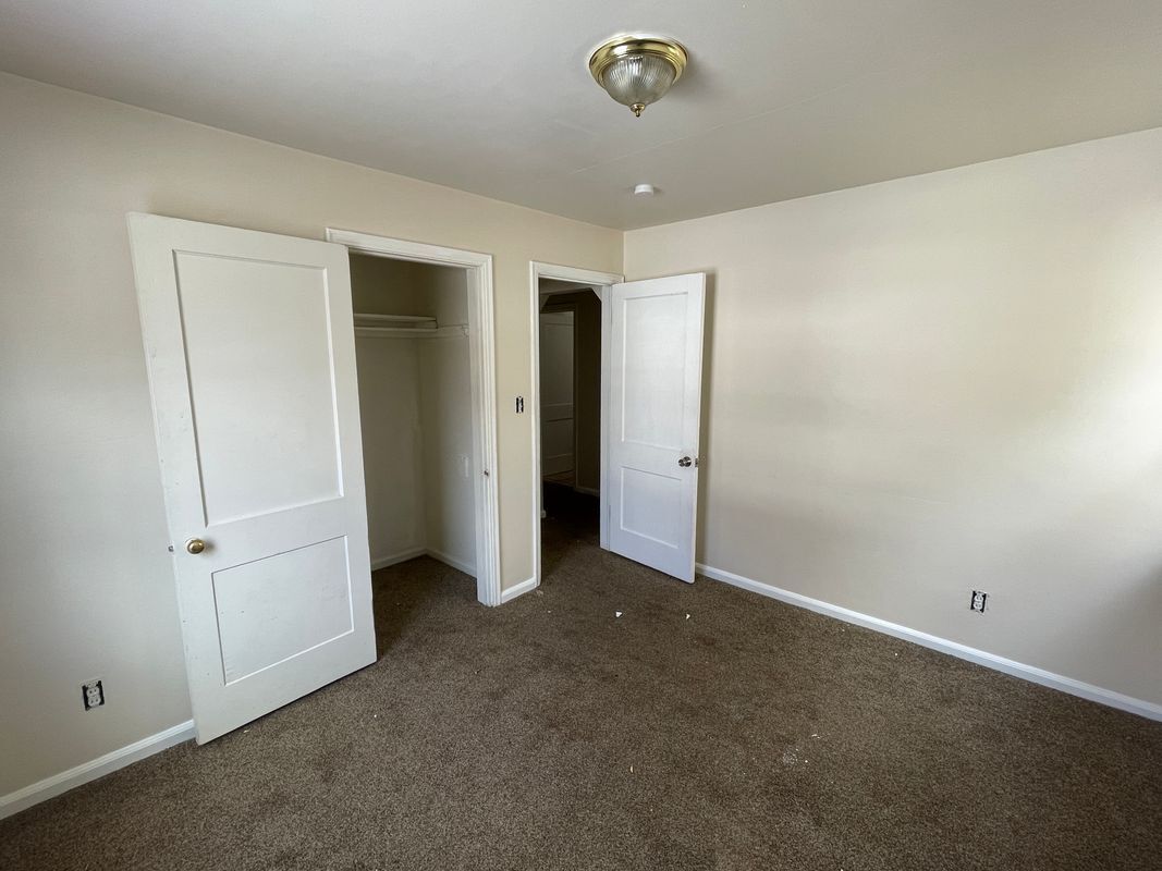 Building Photo - 4531 Woodward St