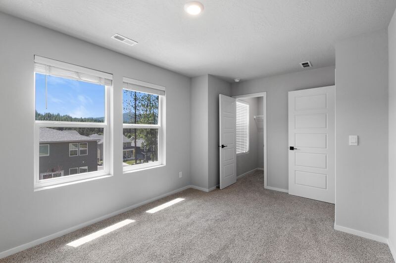 Building Photo - 12413 E Dickens Ln