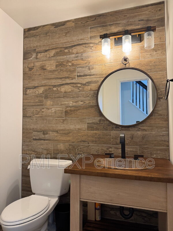 Building Photo - 9203 Sandy Creek Rd