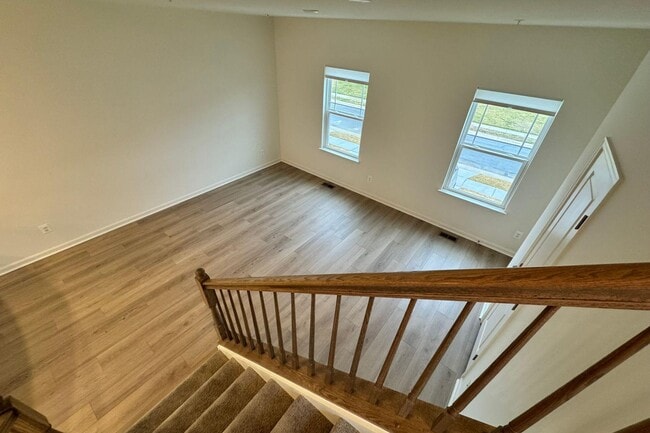 Building Photo - 2543 Westwind Blvd