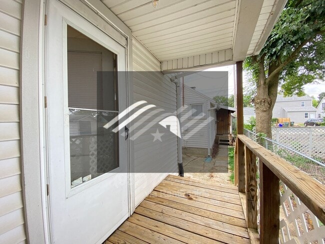 Building Photo - 1410 Phillips Ave