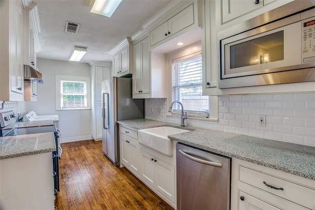 Building Photo - 4011 W 7th St