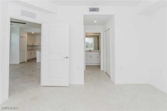 Building Photo - 18451 Copperhead Dr