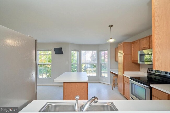 Building Photo - 4804 Heron Neck Ln