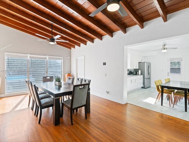 Building Photo - 3981 SW 58th St