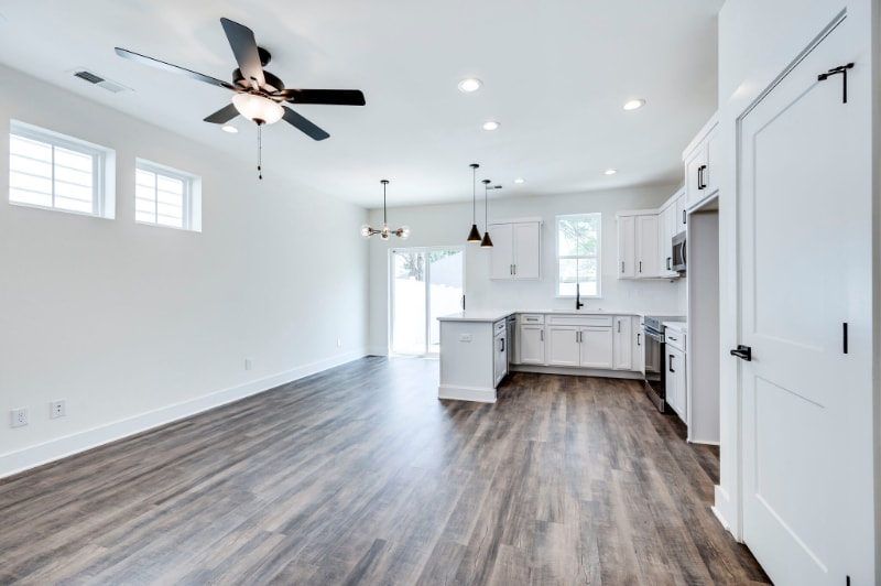 Building Photo - 518 Taffy Wy