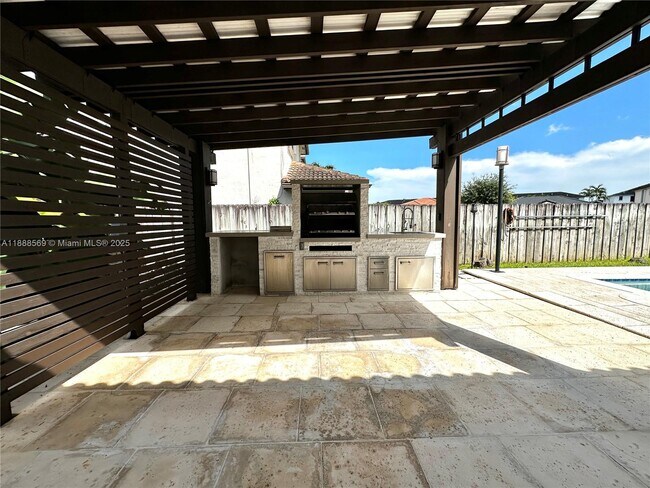 Building Photo - 18201 SW 149th Ave