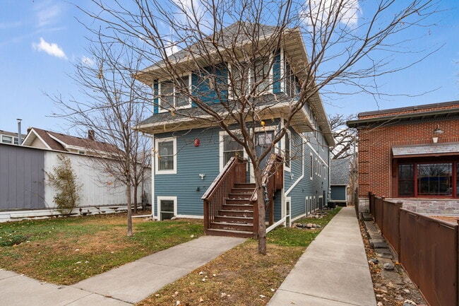 Building Photo - 4406-1 Nicollet Ave