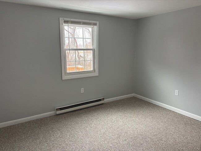 Building Photo - 681 State Rd