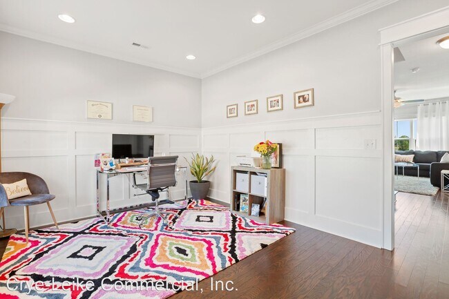 Building Photo - 3 br, 2.5 bath House - 8521 Red Deer Ln.