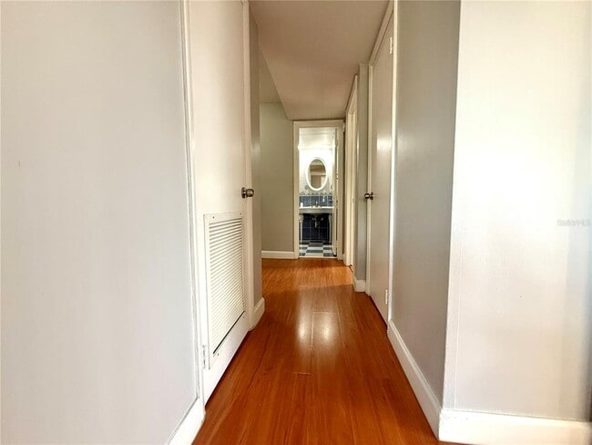 Building Photo - 8757 SW 137th Ave