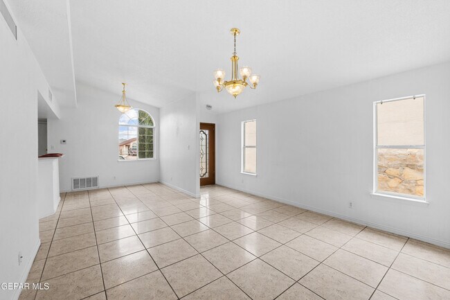 Building Photo - 12290 Tierra Bella Dr