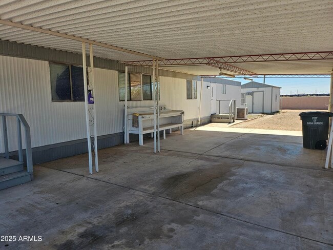 Building Photo - 1113 W Corinthian Cir