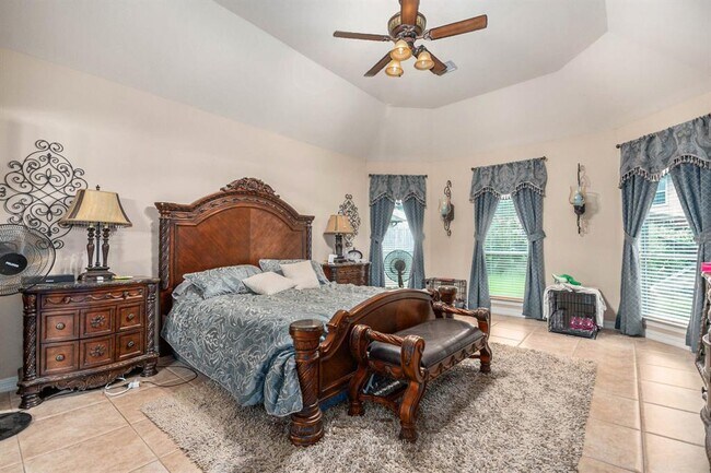 Building Photo - 305 Pinnacle Cove Ct