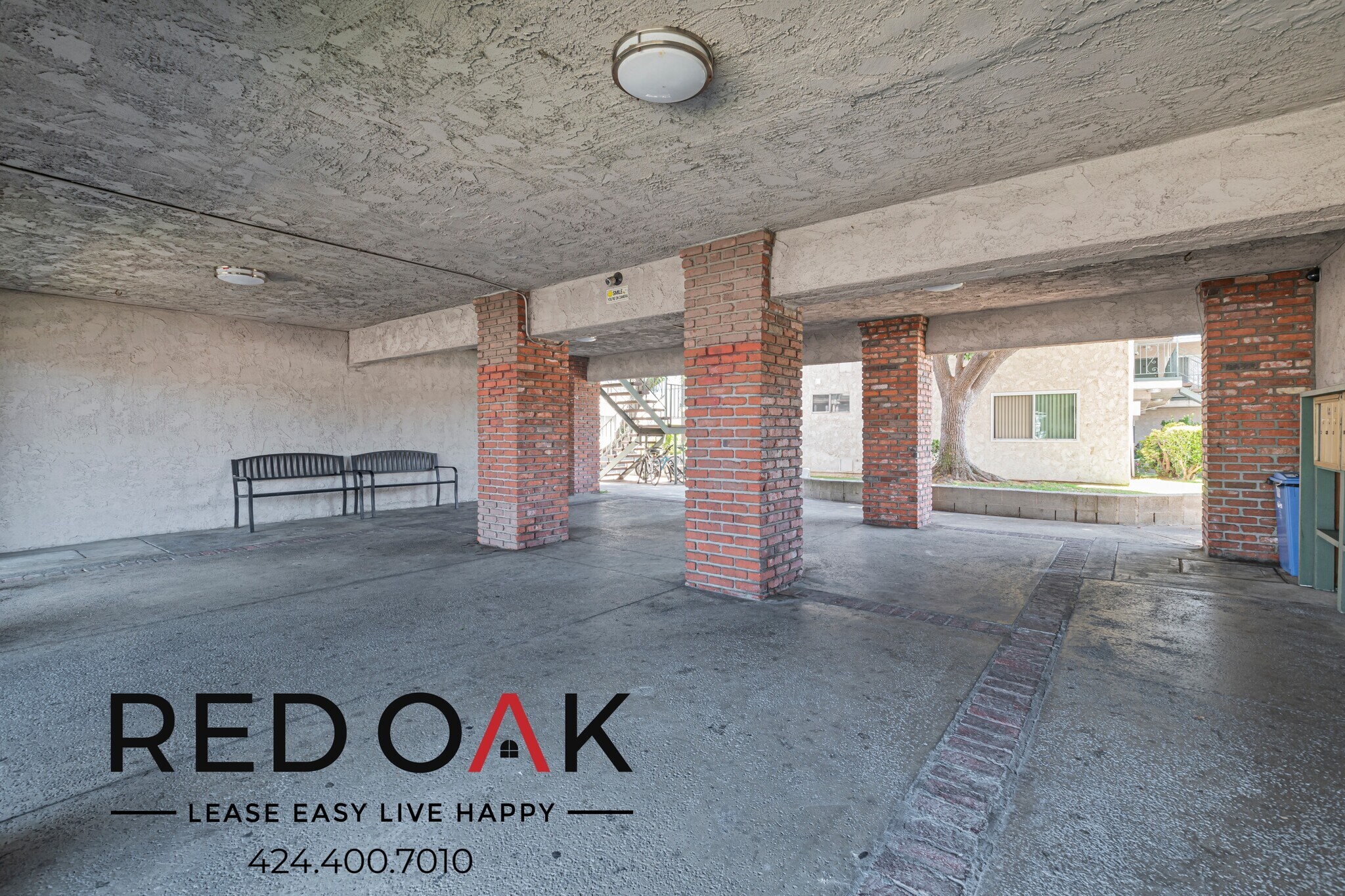 Building Photo - 1930 S Del Mar Ave