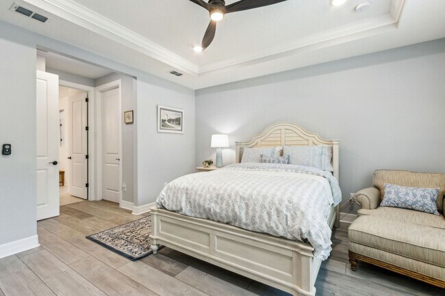 Building Photo - Discover the Ideal 55+ Lifestyle in Your N...