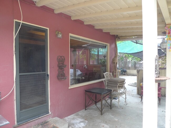 Building Photo - 2290 Canonita Dr