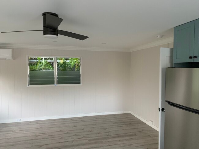 Building Photo - 2871 Manoa Rd