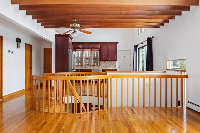 Building Photo - 330 Cambridge St