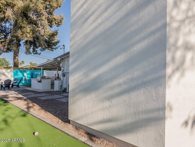 Building Photo - 3302 E Turquoise Ave