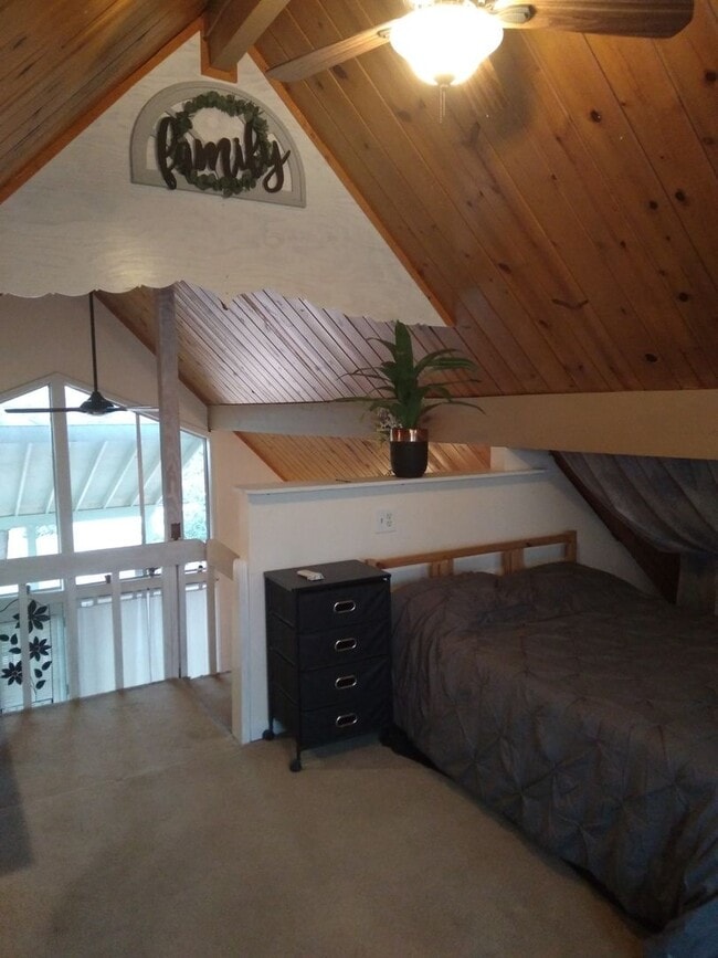 Building Photo - Adorable [furnished] - 2 Bed / 1 Bath A-Frame for Lease