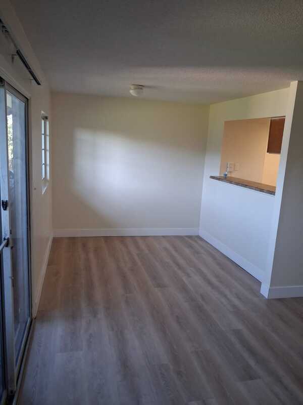 Building Photo - 5319 Sumerset St