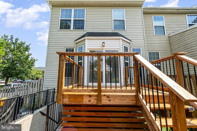 Building Photo - 2190 Sewanee Dr
