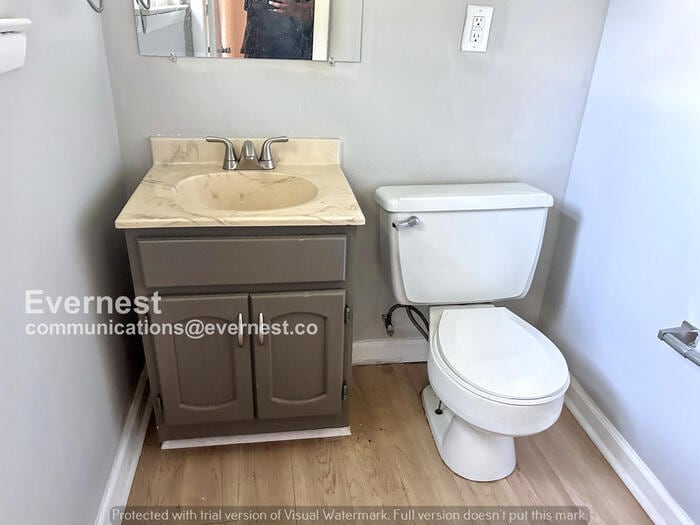 Building Photo - 2902 Tall Tree Ln