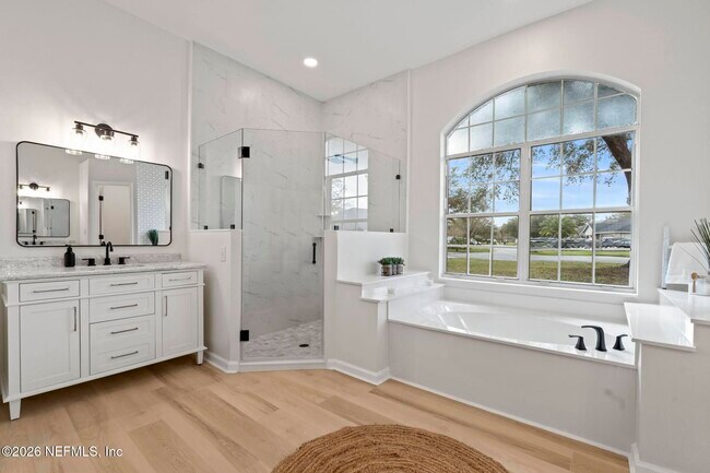 Building Photo - 12568 Hunters Branch Way