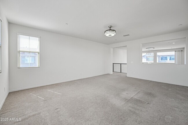Building Photo - 9648 E Timpani Ln