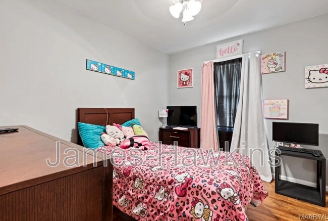 Building Photo - 1152 Woodbridge Dr