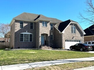 Building Photo - 576 Hunts Pointe Dr