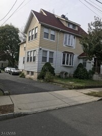 Building Photo - 39 Malone Ave