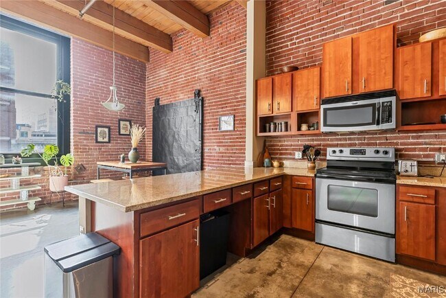 Building Photo - 1123 Washington Ave