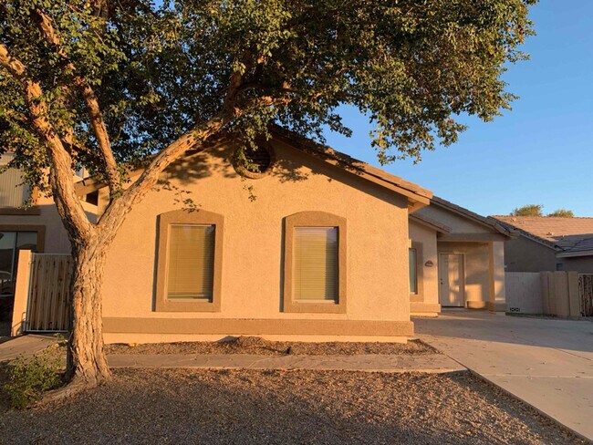 Building Photo - 2604 W Maldonado Rd