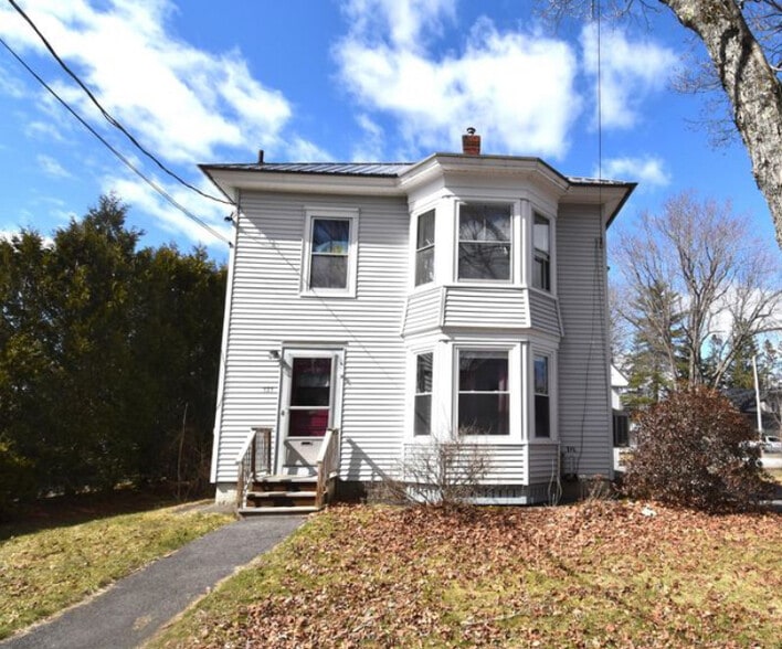 Building Photo - 131 George St