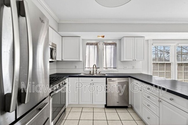 Building Photo - 3644 Vago Ln