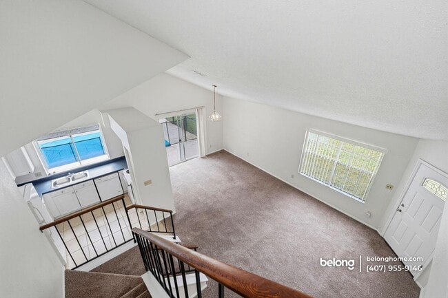 Building Photo - 2542 Davenport Cir