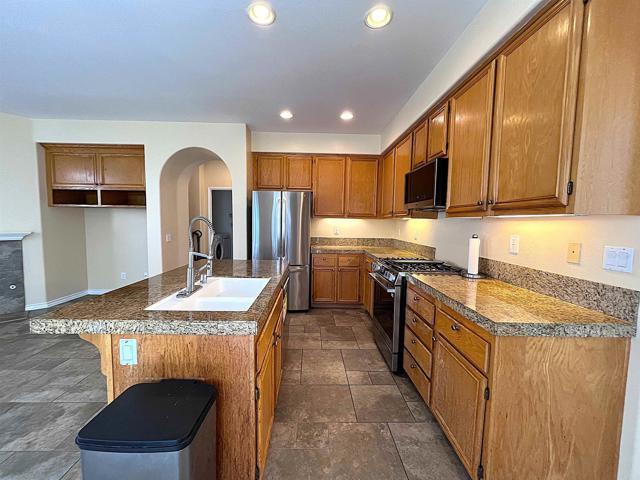 Building Photo - 6079 Paseo Pradera
