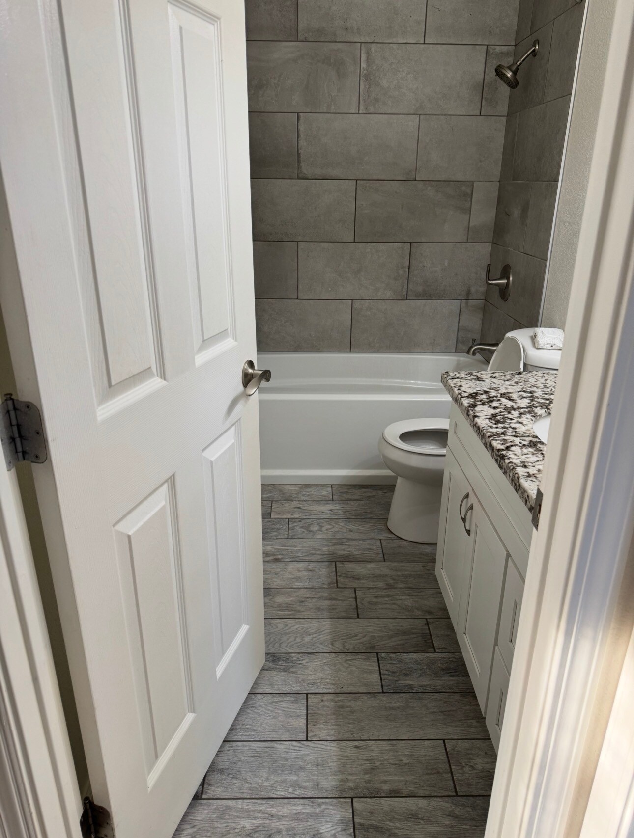 Building Photo - 6113 Francine Dr